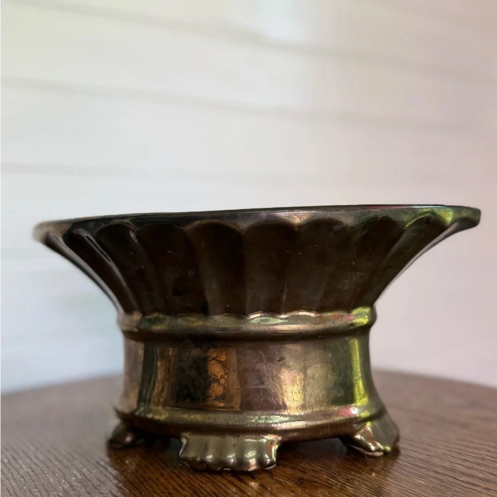 Royal Hager bronze color planter pot